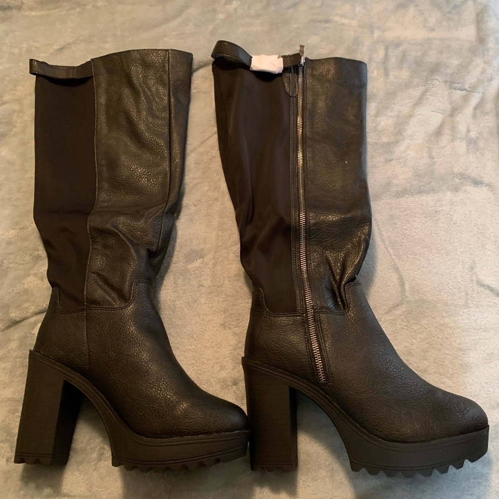 Brand New Torrid Wide Width/Calf Black Boots